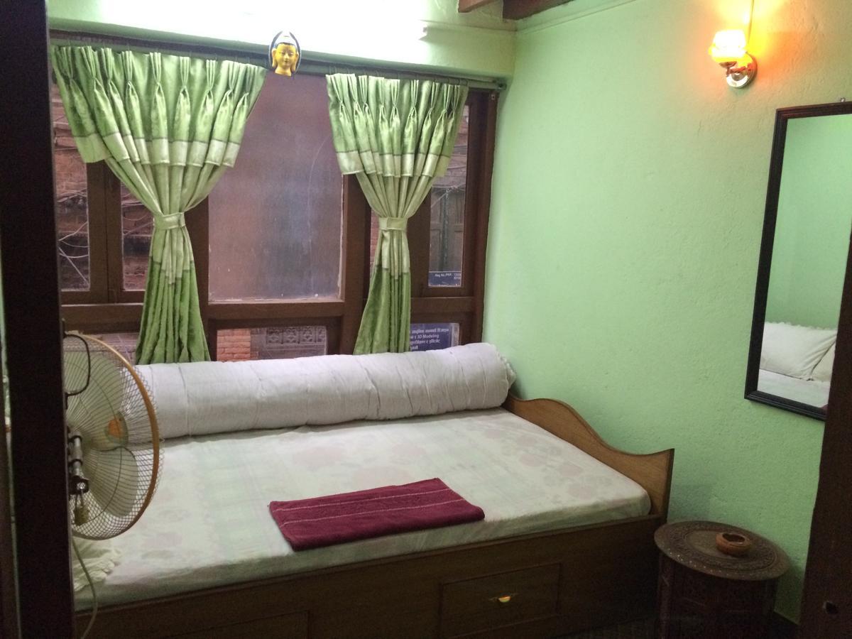 Ajima Guest House Bhatgoan Esterno foto